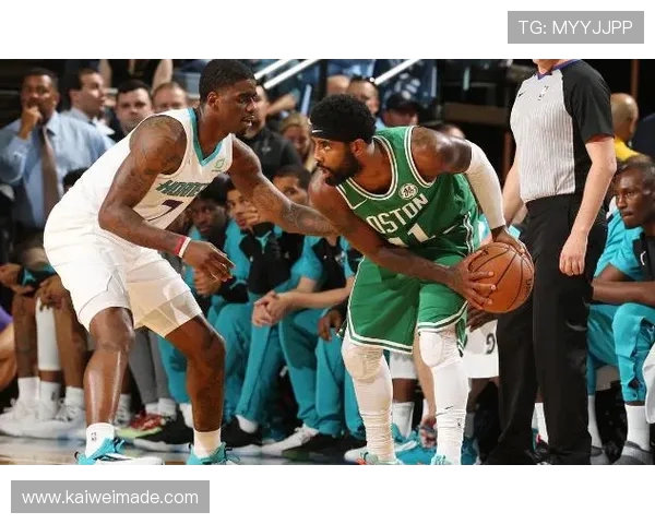 又倒下！膝伤+赛季报销，330万签个寂寞，玻璃人啊，亏麻了